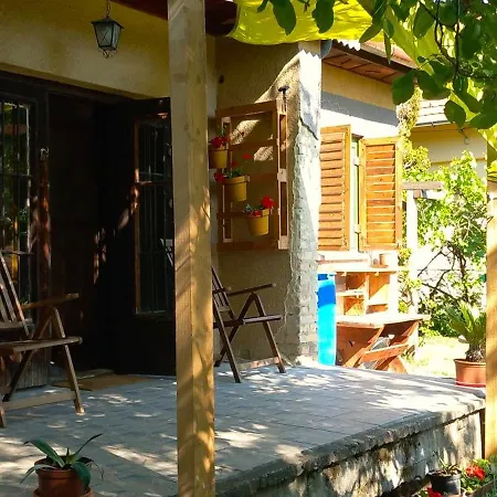 Kisfaludy House Apartment Gárdony
