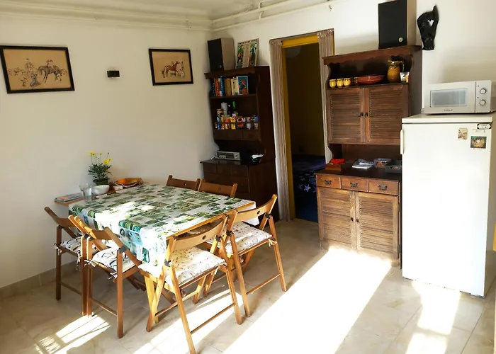 Lägenhet Kisfaludy House